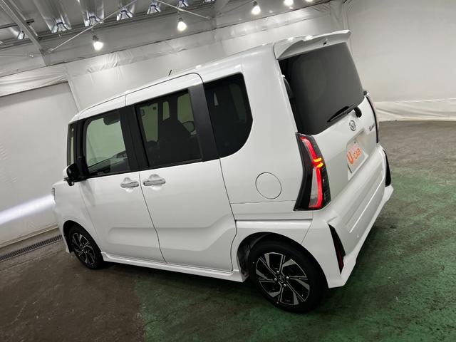 タントカスタムX 走行1806キロ/クリアランスソナー1年保証・走行距離無制限 サイドエアバック クリアランスソナー オートマチックハイビーム オートライト LEDヘッドライト ベンチシート シートヒーター 両側電動スライドドア(埼玉県)の中古車