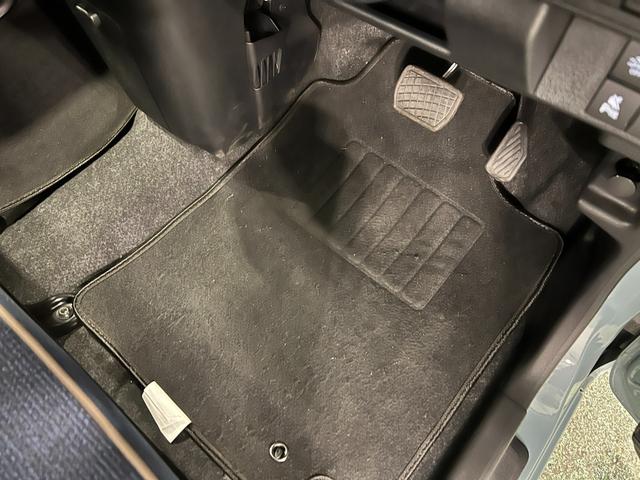 ムーヴキャンバスセオリーＧターボ　走行１５８２キロ／パノラマモニター／マット１年保証距離無制限　走行距離１５８２キロ　ディスプレイオーディオ　パノラマモニター　サイドエアバッグ　ＬＥＤヘッドランプ　シートヒーター　両側電動スライドドア　オート格納式ドアミラー　キーフリー（埼玉県）の中古車