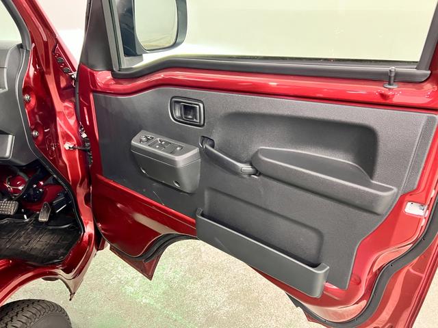 ハイゼットトラックジャンボエクストラ 走行2998キロ/LEDヘッドライト2WD CVT 一年保証・走行距離無制限 スマートキー プッシュスタートエンジン 走行2998キロ オートマチックハイビーム オートライト LEDヘッドライト アイドリングストップ(埼玉県)の中古車