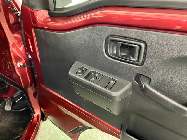 ハイゼットトラックジャンボエクストラ 走行2998キロ/LEDヘッドライト2WD CVT 一年保証・走行距離無制限 スマートキー プッシュスタートエンジン 走行2998キロ オートマチックハイビーム オートライト LEDヘッドライト アイドリングストップ(埼玉県)の中古車