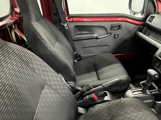 ハイゼットトラックジャンボエクストラ 走行2998キロ/LEDヘッドライト2WD CVT 一年保証・走行距離無制限 スマートキー プッシュスタートエンジン 走行2998キロ オートマチックハイビーム オートライト LEDヘッドライト アイドリングストップ(埼玉県)の中古車
