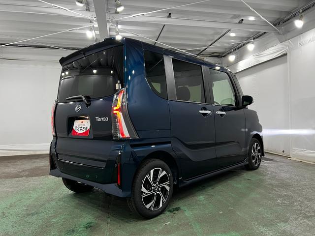 タントカスタムX 走行976キロ/9インチディスプレイオーディオ1年保証距離無制限 走行976キロ ディスプレイオーディオ バックカメラ ブルートゥース 純正マット サイドエアバッグ LEDヘッドランプ アイドリングストップ シートヒーター 両側電動スライドドア(埼玉県)の中古車