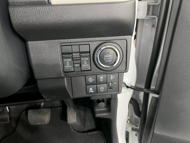 ムーヴキャンバスストライプスX 走行1557キロ/両側電動スライドドア1年保証距離無制限 走行距離1557キロ 純正マット サイドエアバッグ オートライト アイドリングストップ 両側電動スライドドア オート格納式ドアミラー キーフリー(埼玉県)の中古車