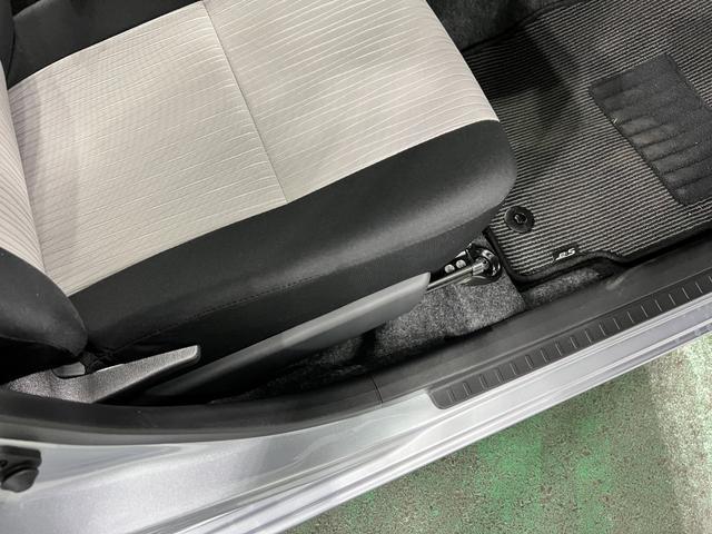 ミライースＸ　ＳＡIII　走行１２０９キロ／クリアランスソナー一年保証・走行距離無制限　走行１２０９キロ　運転席助手席エアバック　オートライト　オートマチックハイビーム　クリアランスソナー　アイドリングストップ（埼玉県）の中古車