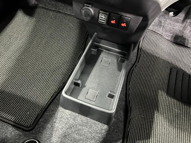 ミライースG SAIII 走行497キロ/純正ナビ/LEDヘッドランプ1年保証距離無制限 走行距離497キロ 純正フルセグナビ Bluetooth USBソケット 純正マット LEDヘッドランプ アイドリングストップ シートヒーター プッシュボタンスタート キーフリー(埼玉県)の中古車
