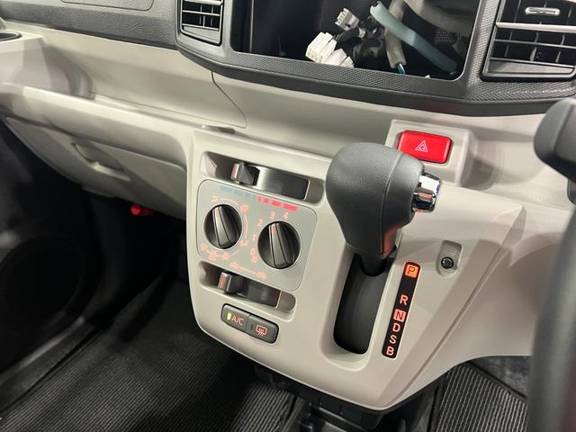 ミライースＸ　ＳＡIII　走行２９９キロ／ＬＥＤヘッドライト一年保証・走行距離無制限　走行２９９キロ　助手席エアバック　オートライト　オートマチックハイビーム　クリアランスソナー　アイドリングストップ（埼玉県）の中古車