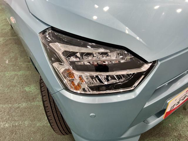 ミライースＸ　ＳＡIII　走行２９９キロ／ＬＥＤヘッドライト一年保証・走行距離無制限　走行２９９キロ　助手席エアバック　オートライト　オートマチックハイビーム　クリアランスソナー　アイドリングストップ（埼玉県）の中古車