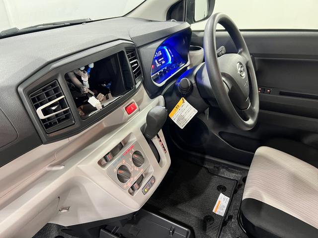 ミライースＸ　ＳＡIII　走行２９９キロ／ＬＥＤヘッドライト一年保証・走行距離無制限　走行２９９キロ　助手席エアバック　オートライト　オートマチックハイビーム　クリアランスソナー　アイドリングストップ（埼玉県）の中古車