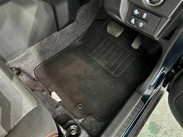 タフトＧ　走行２５５１キロＬＥＤヘッドランプ／シートヒーター元当社社用車　１年保証距離無制限　走行距離２５５１キロ　汎用フロアマット　サイドエアバッグ　ＬＥＤヘッドランプ　アイドリングストップ　シートヒーター　オート格納式ドアミラー　電動パーキングブレーキ（埼玉県）の中古車