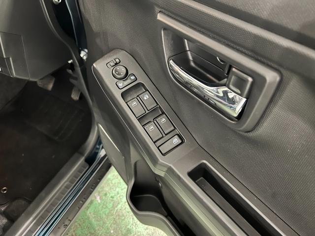タフトＧ　走行２５５１キロＬＥＤヘッドランプ／シートヒーター元当社社用車　１年保証距離無制限　走行距離２５５１キロ　汎用フロアマット　サイドエアバッグ　ＬＥＤヘッドランプ　アイドリングストップ　シートヒーター　オート格納式ドアミラー　電動パーキングブレーキ（埼玉県）の中古車