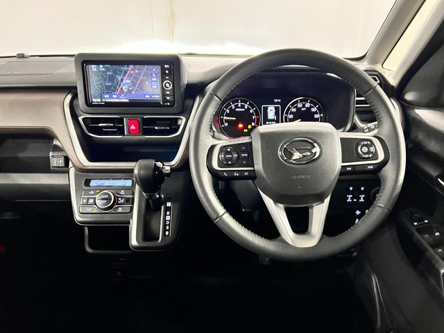 ムーヴRS 走行2420キロ/純正フルセグナビ/パノラマモニター1年保証距離無制限 走行距離2420キロ 純正フルセグナビ パノラマモニター サイドエアバッグ LEDヘッドランプ アイドリングストップ 両側電動スライドドア 電動パーキングブレーキ(埼玉県)の中古車