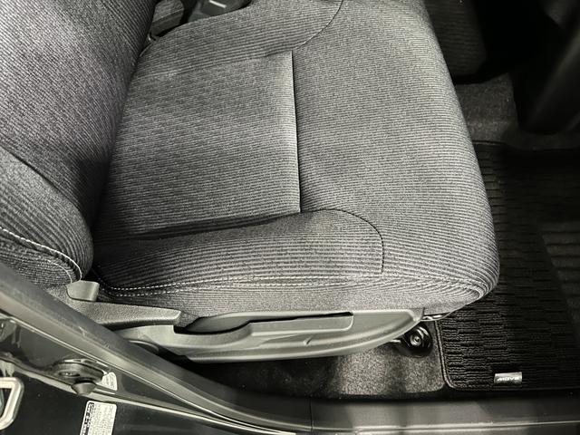 ムーヴRS 走行2420キロ/純正フルセグナビ/パノラマモニター1年保証距離無制限 走行距離2420キロ 純正フルセグナビ パノラマモニター サイドエアバッグ LEDヘッドランプ アイドリングストップ 両側電動スライドドア 電動パーキングブレーキ(埼玉県)の中古車