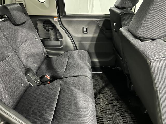 ムーヴRS 走行2420キロ/純正フルセグナビ/パノラマモニター1年保証距離無制限 走行距離2420キロ 純正フルセグナビ パノラマモニター サイドエアバッグ LEDヘッドランプ アイドリングストップ 両側電動スライドドア 電動パーキングブレーキ(埼玉県)の中古車