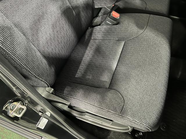 ムーヴRS 走行2420キロ/純正フルセグナビ/パノラマモニター1年保証距離無制限 走行距離2420キロ 純正フルセグナビ パノラマモニター サイドエアバッグ LEDヘッドランプ アイドリングストップ 両側電動スライドドア 電動パーキングブレーキ(埼玉県)の中古車