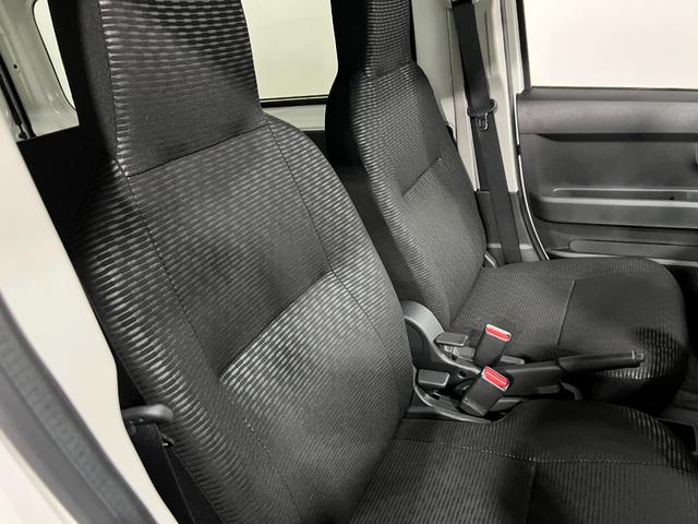 ハイゼットカーゴＤＸ　走行６キロ／登録済未使用車／ＦＭＡＭラジオ新車保障継承　１年保証距離無制限　走行距離６キロ　スマートアシスト　前後ソナーセンサー　ＦＭＡＭラジオ　運転席助手席エアバック　クリアランスソナー　オートライト　アイドリングストップ（埼玉県）の中古車