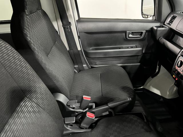 ハイゼットカーゴＤＸ　走行６キロ／登録済未使用車／ＦＭＡＭラジオ新車保障継承　１年保証距離無制限　走行距離６キロ　スマートアシスト　前後ソナーセンサー　ＦＭＡＭラジオ　運転席助手席エアバック　クリアランスソナー　オートライト　アイドリングストップ（埼玉県）の中古車