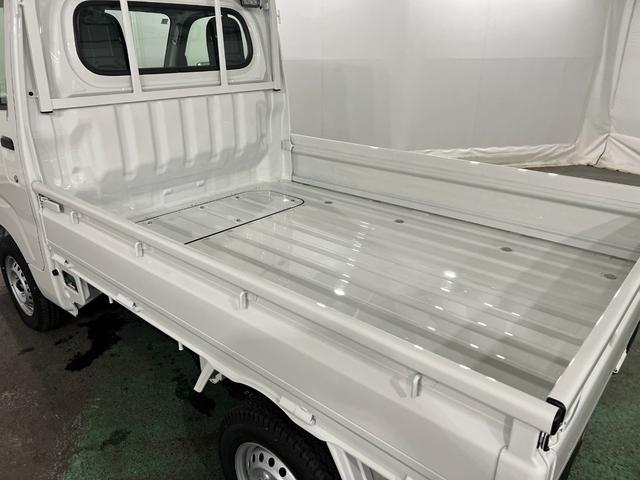 ハイゼットトラックスタンダード 農用スペシャル 4WD/MT車/走行6キロ1年保証距離無制限 走行距離6キロ FMAMラジオ 助手席エアバック クリアランスソナー オートマチックハイビーム オートライト アイドリングストップ 荷台作業灯(埼玉県)の中古車