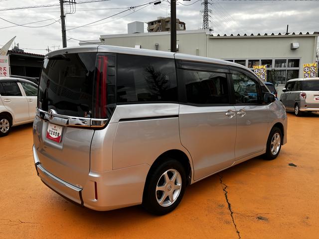 ノアＸ　ウェルジョイン　車いす仕様車　ナビ　バックカメラ（東京都）の中古車