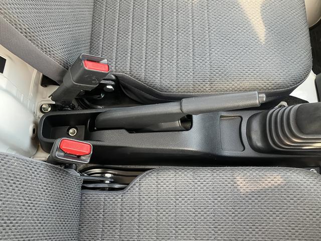 ハイゼットトラックスタンダード　４ＷＤ　５ＭＴ　スタッドレスタイヤ履きまごころ保証　１年間・走行距離無制限付き（東京都）の中古車