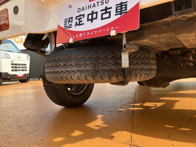 ハイゼットトラックスタンダード　４ＷＤ　５ＭＴ　スタッドレスタイヤ履きまごころ保証　１年間・走行距離無制限付き（東京都）の中古車