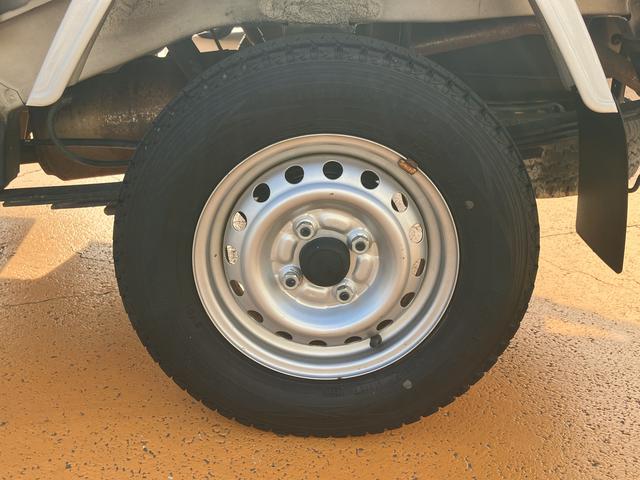 ハイゼットトラックスタンダード　４ＷＤ　５ＭＴ　スタッドレスタイヤ履きまごころ保証　１年間・走行距離無制限付き（東京都）の中古車