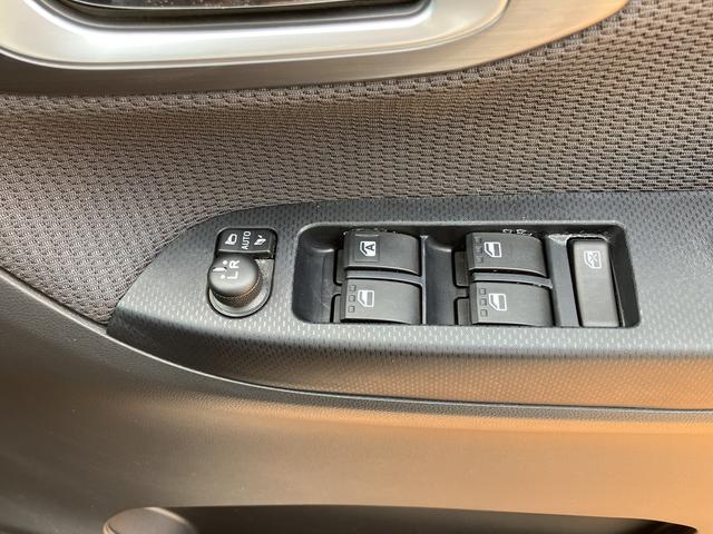 ステラカスタムＲ　純正７インチナビ　バックカメラ保証　新車保証・まごころ保証　１年間・走行距離無制限付き（東京都）の中古車