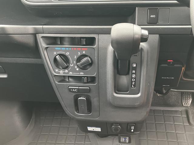 ハイゼットカーゴデッキバンＧ　４ＷＤ　７インチナビ　ドラレコ　ＥＴＣバックカメラ　保証　新車保証・まごころ保証　１年間・走行距離無制限付き（東京都）の中古車