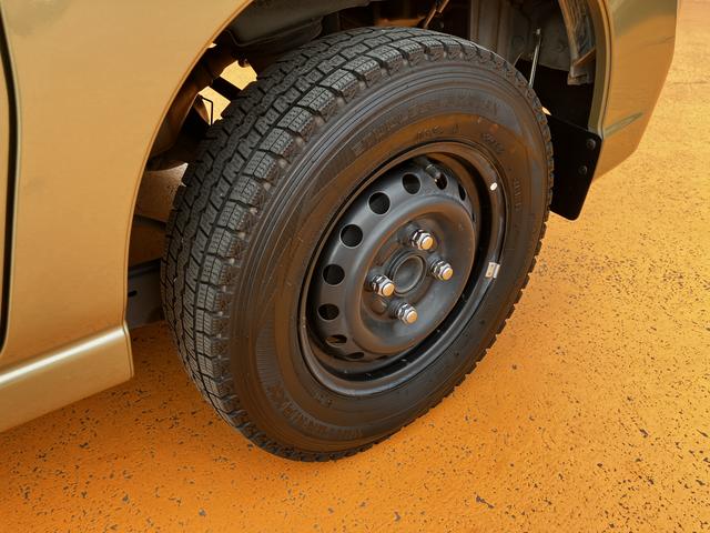 ハイゼットカーゴデッキバンＧ　４ＷＤ　７インチナビ　ドラレコ　ＥＴＣバックカメラ　保証　新車保証・まごころ保証　１年間・走行距離無制限付き（東京都）の中古車