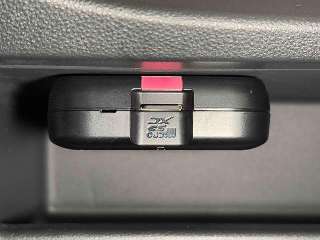 ムーヴキャンバスＧメイクアップＶＳ　ＳＡIII（東京都）の中古車