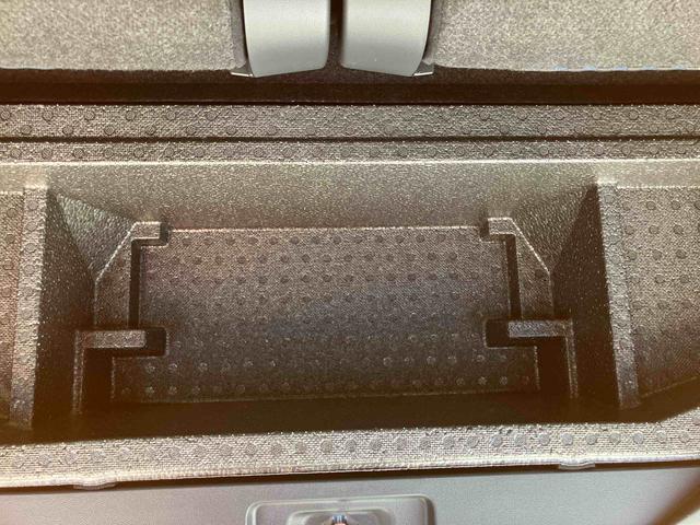 タントカスタムRSリミテッド 届け出済み未使用車保証 新車保証・まごころ保証 1年間・走行距離無制限付き・両ドア電動スライドドアスイッチ・プッシュスタート・LEDヘッドライト装備(東京都)の中古車
