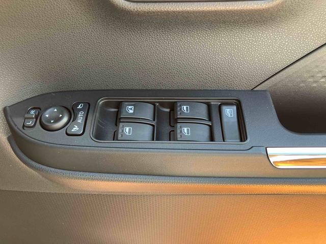 タントカスタムＸリミテッド　届け出済み未使用車保証　新車保証・まごころ保証　１年間・走行距離無制限付き・両ドア電動スライドドアスイッチ・プッシュスタート・ＬＥＤヘッドライト装備・シートヒーター装備（東京都）の中古車