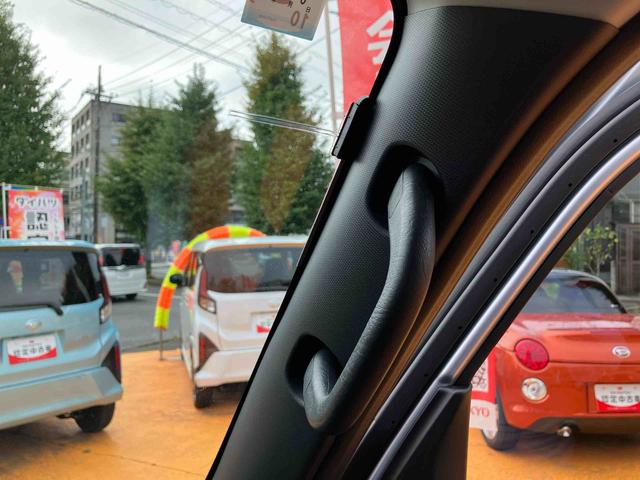 ハイゼットカーゴDX保証 新車保証・まごころ保証 1年間・走行距離無制限付き・7インチナビ装備・スマートアシスト装備両ドアスライド・スマートアシスト装備(東京都)の中古車