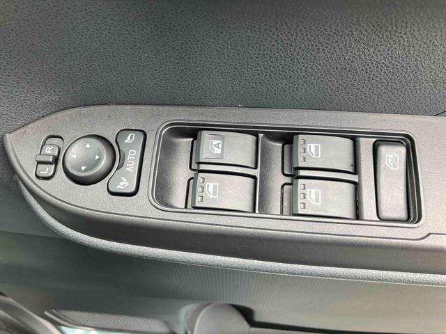 タントファンクロスＬＥＤヘッドランプ・フォグランプ　オートライト　キーフリーシステム　両側パワースライドドア　電動パーキングブレーキ　オートブレーキホールド　シートヒーター　バックカメラ（千葉県）の中古車
