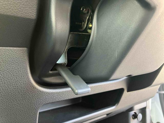 ムーヴキャンバスストライプスGスマアシ/プッシュボタンスタート/コーナーセンサー/オートライト/LEDヘッドランプ/フロントフォグランプ/オートエアコン/キーフリー/シートリフタ&チルトステアリング/取扱説明書&整備記録簿(千葉県)の中古車