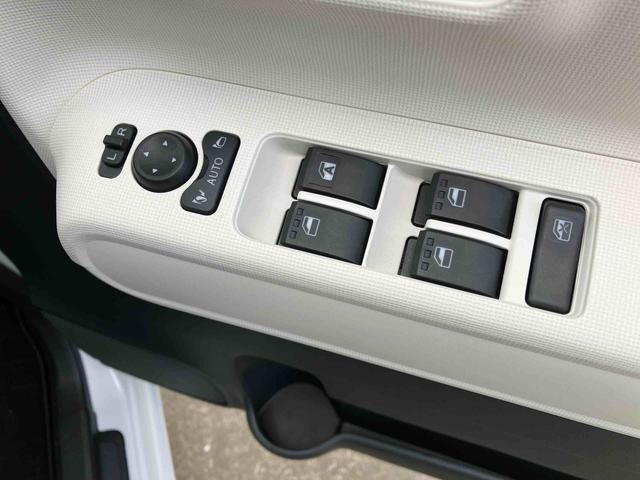 ムーヴキャンバスストライプスGスマアシ/プッシュボタンスタート/コーナーセンサー/オートライト/LEDヘッドランプ/フロントフォグランプ/オートエアコン/キーフリー/シートリフタ&チルトステアリング/取扱説明書&整備記録簿(千葉県)の中古車