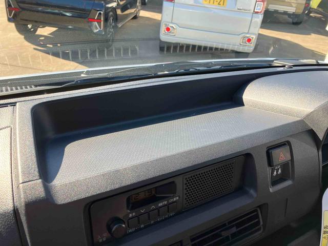 ハイゼットカーゴDXスマートアシスト/コーナーセンサー/リモコンキー/AM・FMラジオ/オーバーヘッドシェルフ/点検記録簿&取扱説明書完備(千葉県)の中古車