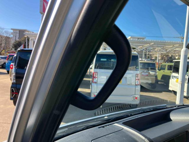 ハイゼットカーゴDXスマートアシスト/コーナーセンサー/リモコンキー/AM・FMラジオ/オーバーヘッドシェルフ/点検記録簿&取扱説明書完備(千葉県)の中古車