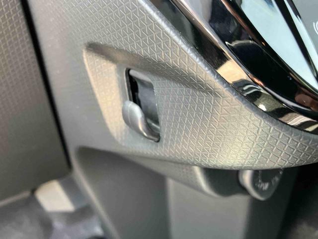 タントカスタムRSスマアシ/コーナーセンサー/サイド&カーテンシールドエアバッグ/オートオートライト/LEDヘッドランプ/フロントフォグランプ/シートヒーター/オートエアコン/キーフリーキー/取扱説明書&整備記録簿完備(千葉県)の中古車