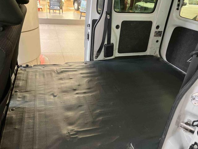 ハイゼットカーゴクルーズターボSA3 リヤベンチシート 純正ナビ ETC保証 まごころ保証 1年間・走行距離無制限付き 前方ドラレコ 電動格納ミラー 運転席助手席パワーウインドウ ABS デュアルエアバッグ キーレスキー リヤベンチシート(東京都)の中古車