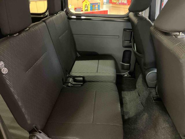 ハイゼットカーゴクルーズ未使用車　ＬＥＤパック視界補助パック　９インチＤＡ保証　新車保証・まごころ保証　１年間・走行距離無制限付き　ＬＥＤヘッドランプ　ＬＥＤフォグランプ　９インチディスプレイオーディオ　スマートインナーミラー　バックカメラ　電動格納ミラー（東京都）の中古車