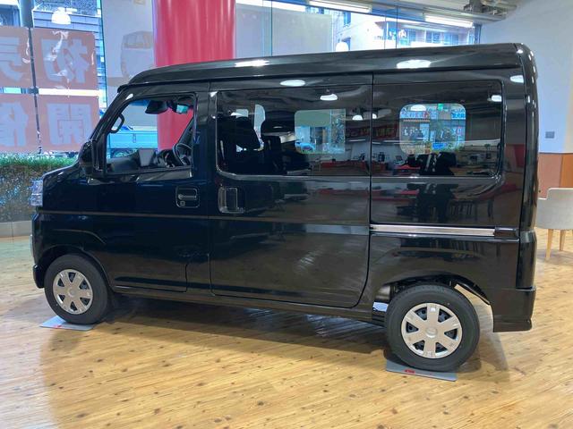 ハイゼットカーゴクルーズ未使用車　ＬＥＤパック視界補助パック　９インチＤＡ保証　新車保証・まごころ保証　１年間・走行距離無制限付き　ＬＥＤヘッドランプ　ＬＥＤフォグランプ　９インチディスプレイオーディオ　スマートインナーミラー　バックカメラ　電動格納ミラー（東京都）の中古車