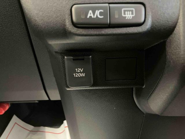 ハイゼットカーゴクルーズ　届け出済み未使用車保証　新車保証・まごころ保証　１年間・走行距離無制限付き・ＬＥＤヘッドライト装備・デジタルインナーミラー装備・マニュアルエアコン装備（東京都）の中古車