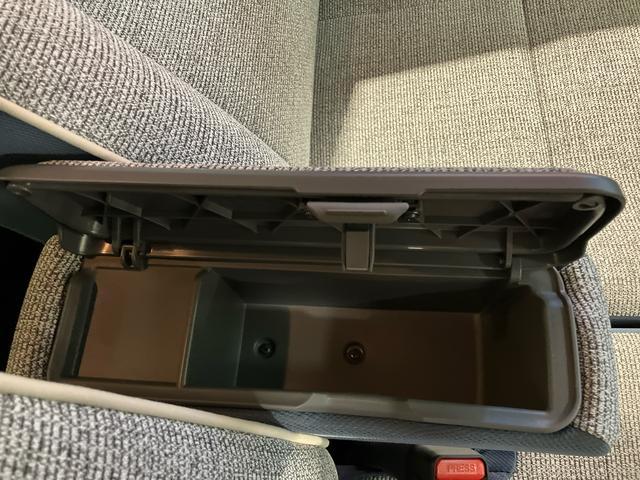 ムーヴキャンバスストライプスGターボ 届け出済み未使用車保証 新車保証・まごころ保証 1年間・走行距離無制限付き・オーディオレス車・バックカメラ・LEDヘッドライト装備・LEDフォグ装備・シートヒーター装備・アダプティブクルーズコントロール付き(東京都)の中古車