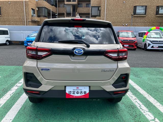 ロッキープレミアムG HEV ハイブリッド車 パノラマモニターアダプティブクルーズコントロール パノラマモニター バックフォグ シートヒーター オートライト LEDヘッドライト(東京都)の中古車