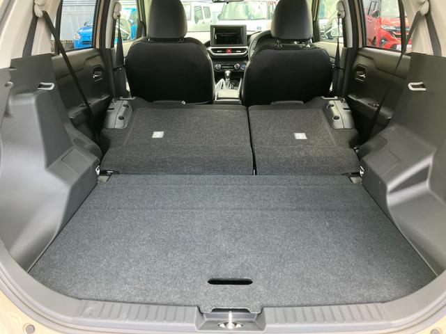 ロッキープレミアムG HEV ハイブリッド車 パノラマモニターアダプティブクルーズコントロール パノラマモニター バックフォグ シートヒーター オートライト LEDヘッドライト(東京都)の中古車