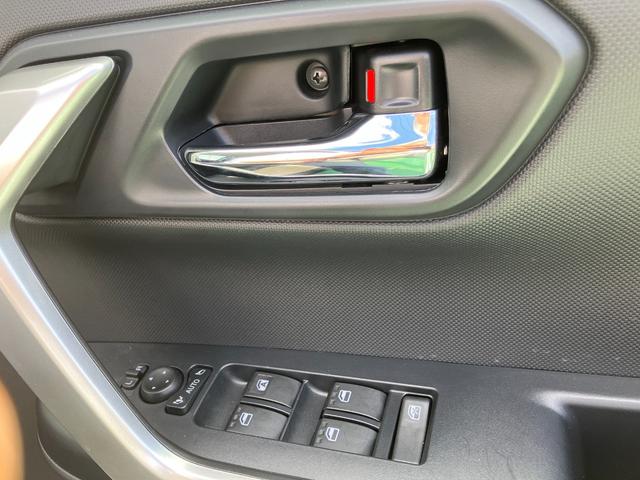 ロッキープレミアムG HEV ハイブリッド車 パノラマモニターアダプティブクルーズコントロール パノラマモニター バックフォグ シートヒーター オートライト LEDヘッドライト(東京都)の中古車