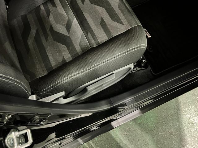 タフトＧ　クロムベンチャー　走行２４２３０キロ／車検整備付／ナビ一年保証・走行距離無制限　フルセグナビ　Ｂｌｕｅｔｏｏｔｈ　バックカメラ　ドラレコ　ＥＴＣ　クリアランスソナー　オートライト　ＬＥＤヘッドライト　シートヒーター（埼玉県）の中古車