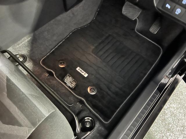 タフトＧ　クロムベンチャー　走行２４２３０キロ／車検整備付／ナビ一年保証・走行距離無制限　フルセグナビ　Ｂｌｕｅｔｏｏｔｈ　バックカメラ　ドラレコ　ＥＴＣ　クリアランスソナー　オートライト　ＬＥＤヘッドライト　シートヒーター（埼玉県）の中古車