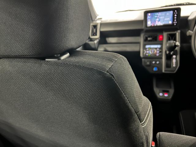 タフトＧ　クロムベンチャー　走行２４２３０キロ／車検整備付／ナビ一年保証・走行距離無制限　フルセグナビ　Ｂｌｕｅｔｏｏｔｈ　バックカメラ　ドラレコ　ＥＴＣ　クリアランスソナー　オートライト　ＬＥＤヘッドライト　シートヒーター（埼玉県）の中古車