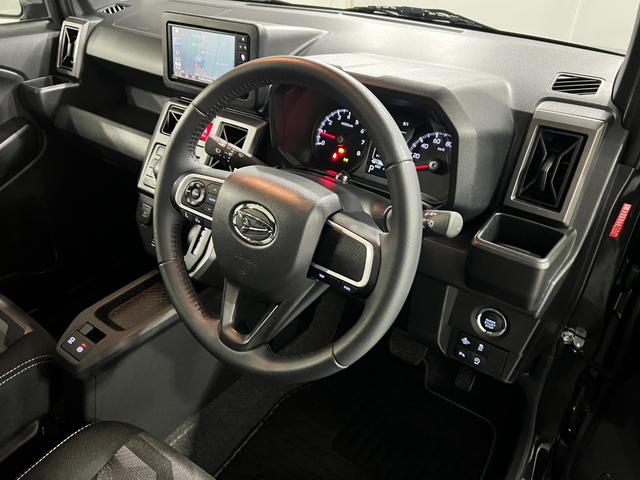 タフトＧ　クロムベンチャー　走行２４２３０キロ／車検整備付／ナビ一年保証・走行距離無制限　フルセグナビ　Ｂｌｕｅｔｏｏｔｈ　バックカメラ　ドラレコ　ＥＴＣ　クリアランスソナー　オートライト　ＬＥＤヘッドライト　シートヒーター（埼玉県）の中古車